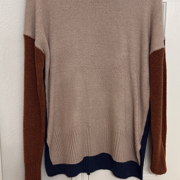 Colorblock Women's Sweater - Picture 1 of 2
